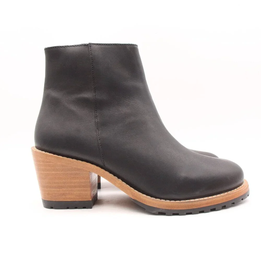 Portland Patina Footwear Ankle Zip Boots Women's Size 8 Black Leather Chelsea
